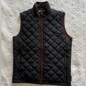 Men’s Field and Stream quilted vest size S